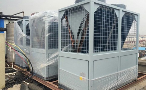 利用空氣能源發(fā)揮空氣能熱水器的使用